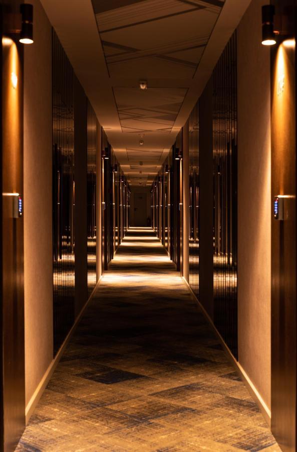 Hotel Biss زينيتشا المظهر الخارجي الصورة