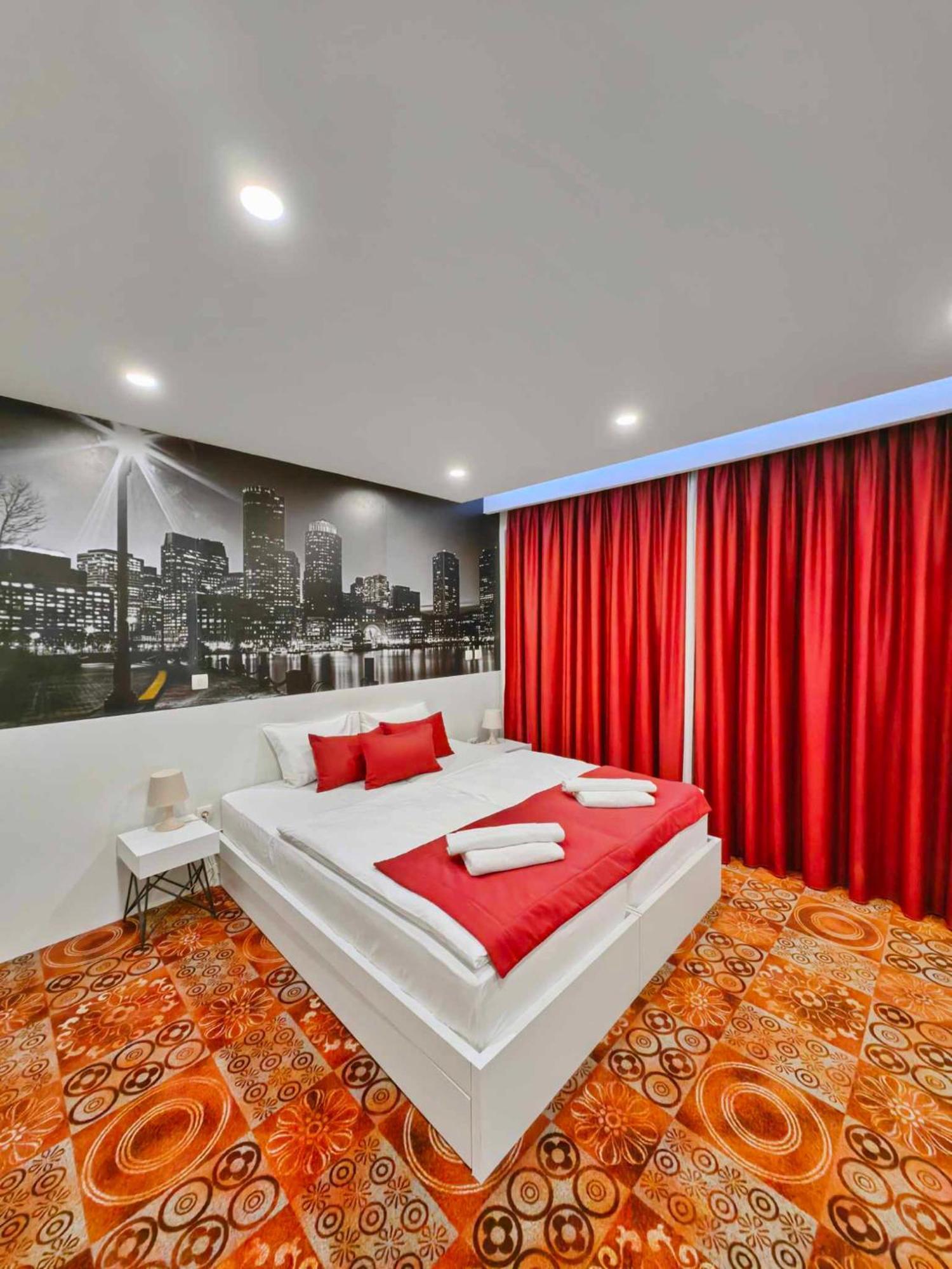 Hotel Biss زينيتشا المظهر الخارجي الصورة
